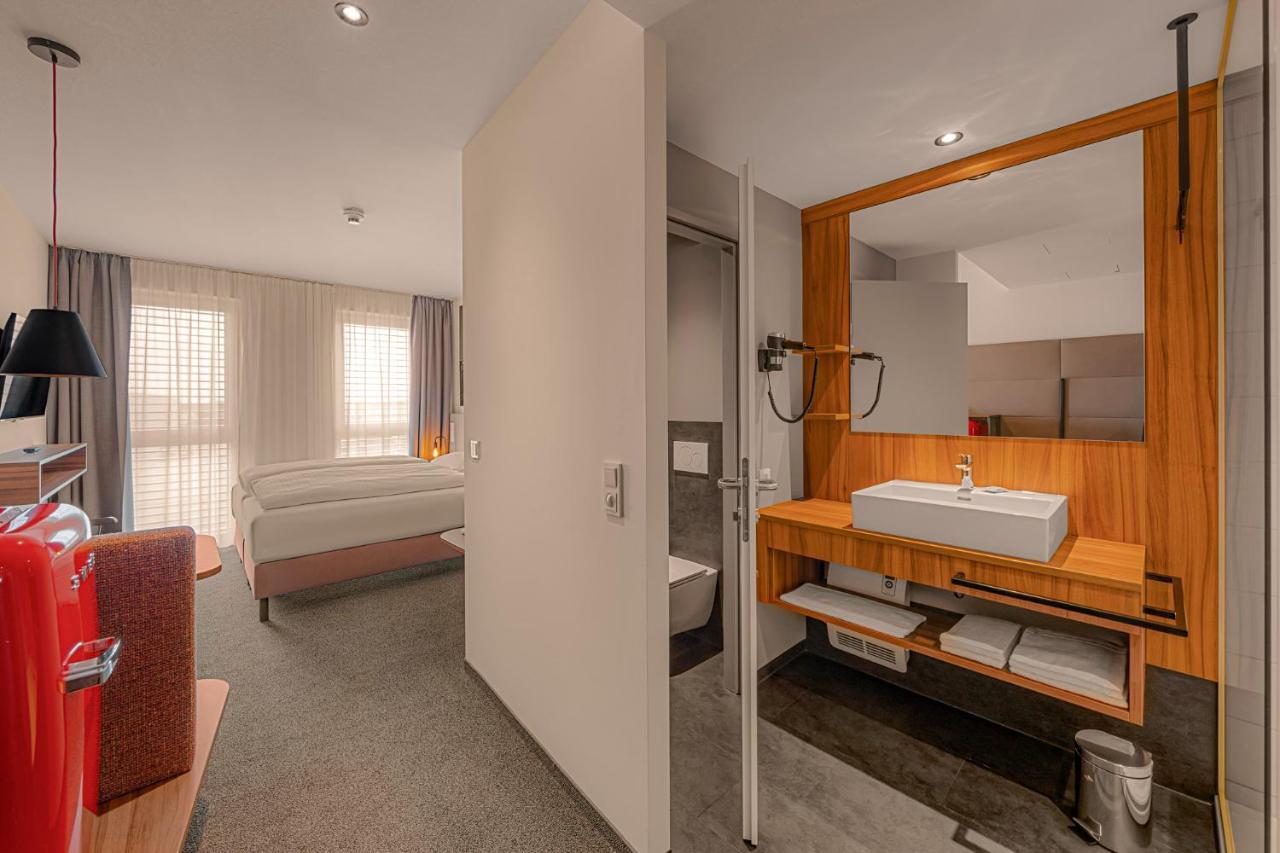Zuendwerk - Motel Strasshof an der Nordbahn Kültér fotó